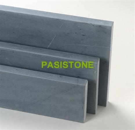 gevelplint blauwe steen 2 cm